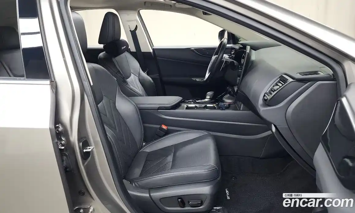 Lexus NX 2023 2.5 гидро в Москве № 198795, фото 11