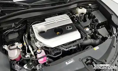 Lexus UX 2023 2.0 гидро в Москве № 198827, миниатюра 6