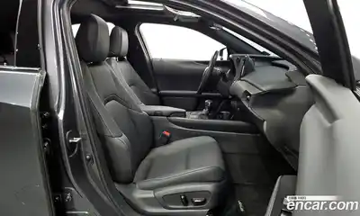 Lexus UX 2023 2.0 гидро в Москве № 198827, миниатюра 10