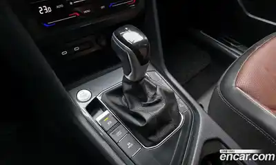 Volkswagen Tiguan 2023 2.0 гидро в Москве № 199109, миниатюра 9