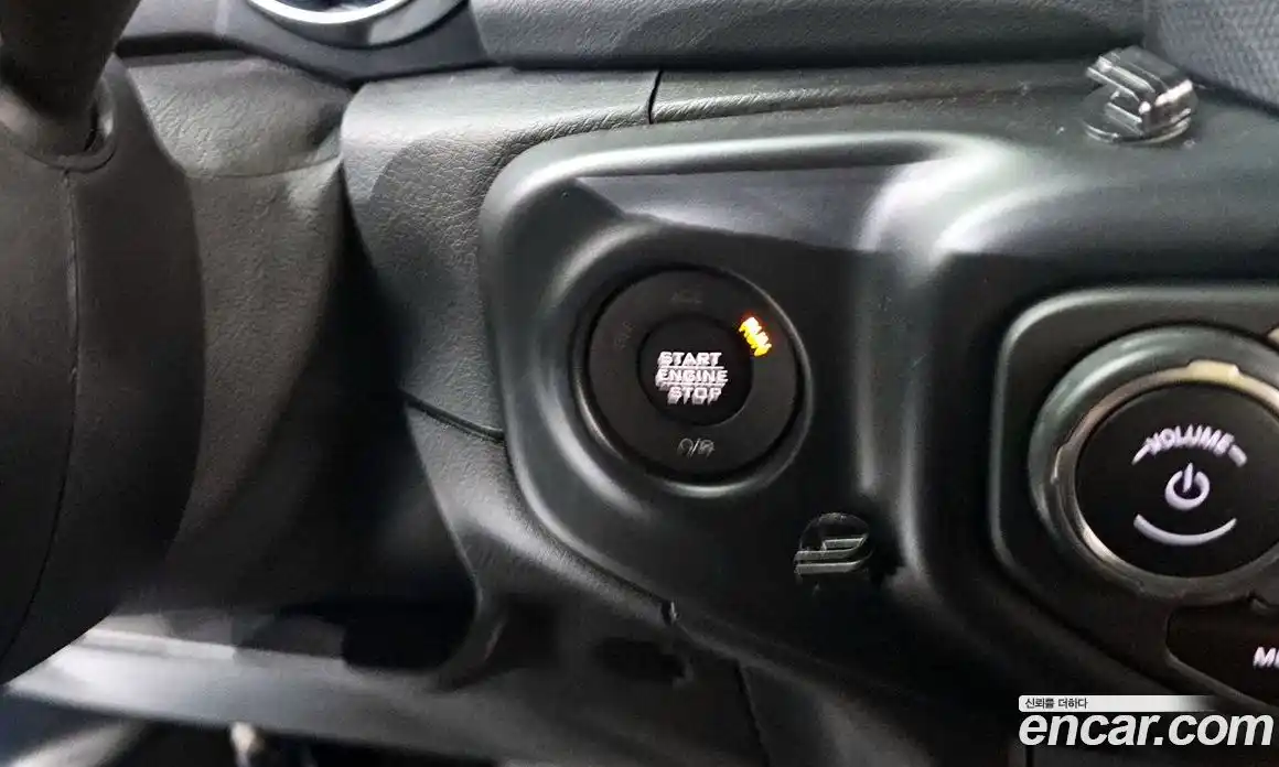 Jeep Wrangler 2021 2.0 гидро в Москве № 199408, фото 19