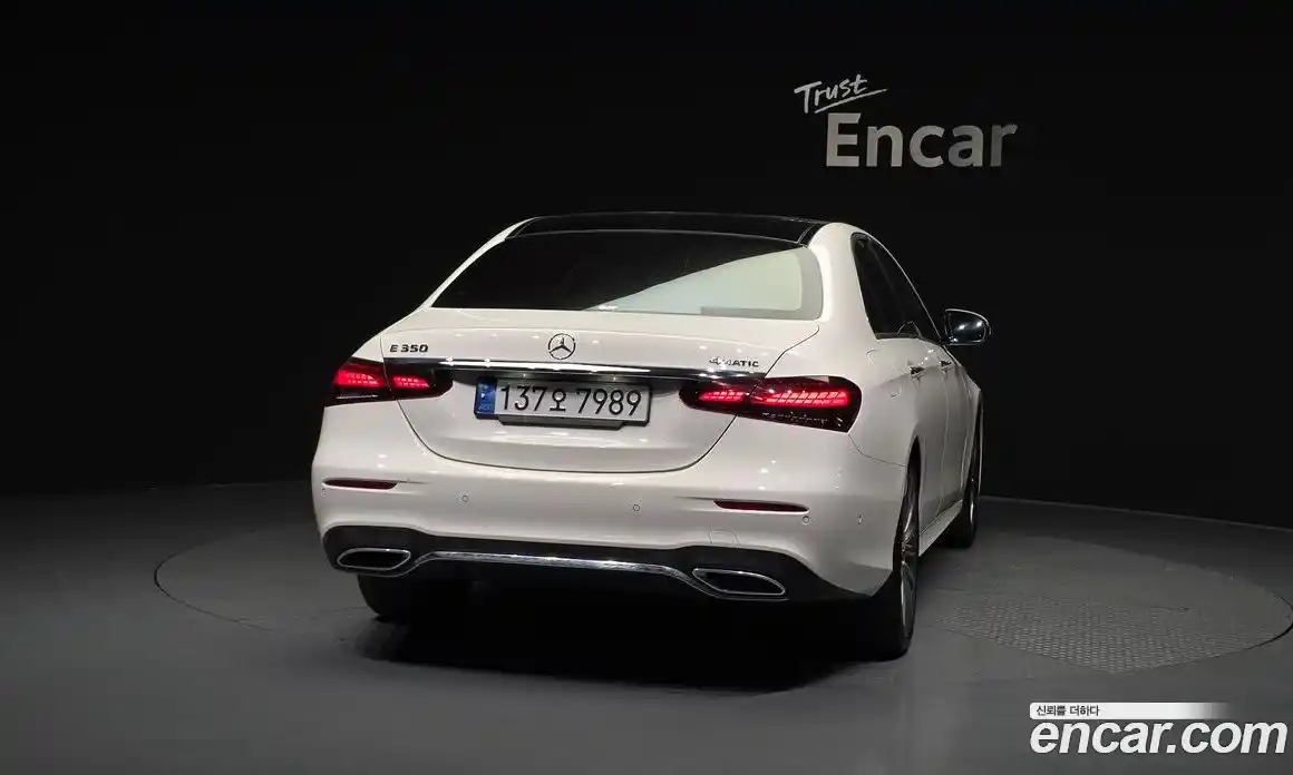 Mercedes-Benz E-Class 2022 2.0 гидро в Москве № 202387, фото 4