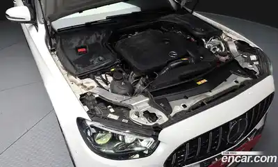 Mercedes-Benz E-Class 2022 2.0 гидро в Москве № 202387, миниатюра 6