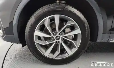 Audi Q5 2023 2.0 гидро в Москве № 207359, миниатюра 5