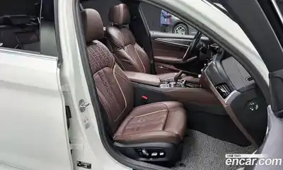 BMW 5-Series 2023 2.0 гидро в Москве № 211460, миниатюра 10