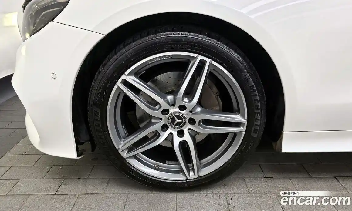 Mercedes-Benz E-Class 2019 1.9 гидро в Москве № 212085, фото 5