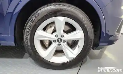Audi Q7 2022 3.0 гидро в Москве № 212463, миниатюра 5