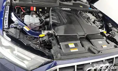 Audi Q7 2022 3.0 гидро в Москве № 212463, миниатюра 6