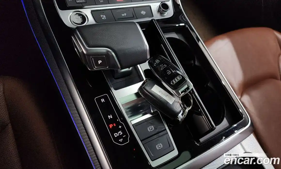 Audi Q7 2022 3.0 гидро в Москве № 212463, фото 9