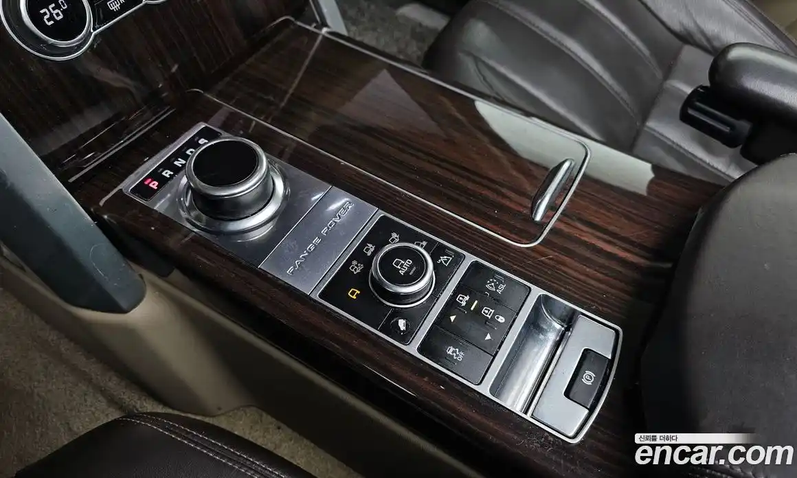 Land Rover Range-Rover 2014 4.4 гидро в Москве № 213803, фото 9