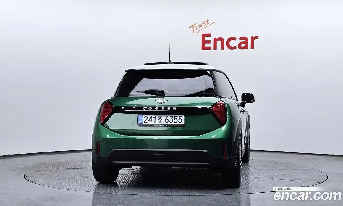 Mini Cooper 2025 2.0 гидро в Москве № 213927, фото 4