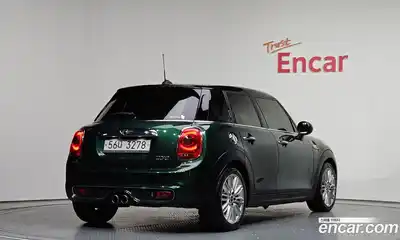 Mini Cooper 2014 2.0 гидро в Москве № 214367, миниатюра 2
