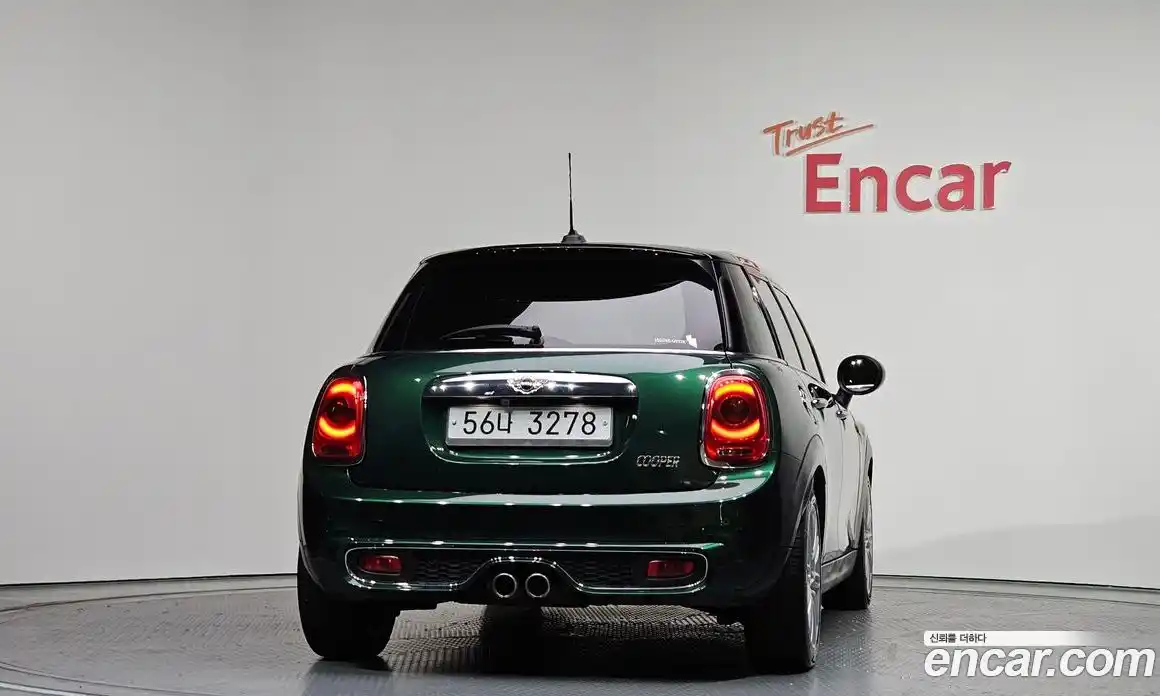 Mini Cooper 2014 2.0 гидро в Москве № 214367, фото 4