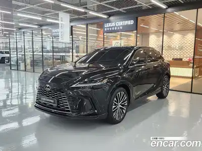 Lexus RX, 2025