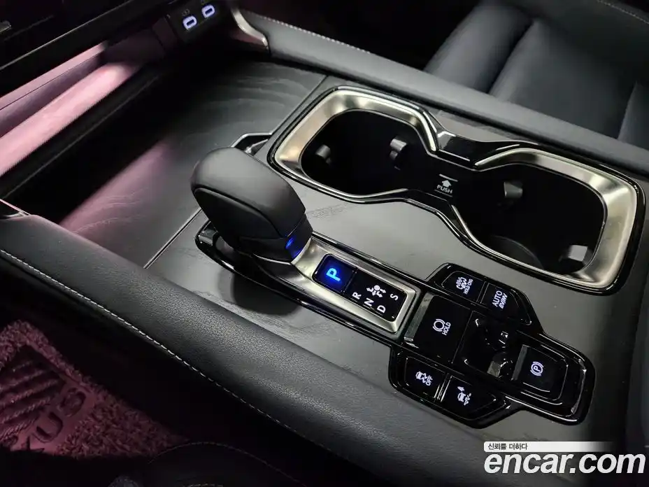 Lexus RX 2025 2.5 вариатор в Москве № 214759, фото 9