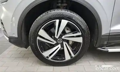 Volkswagen Touareg 2020 3.0 гидро в Москве № 215086, миниатюра 5