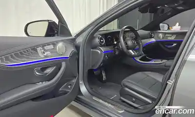 Mercedes-Benz E-Class 2022 2.0 гидро в Москве № 218312, миниатюра 11
