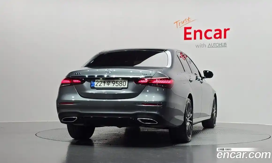 Mercedes-Benz E-Class 2022 2.0 гидро в Москве № 218312, фото 4