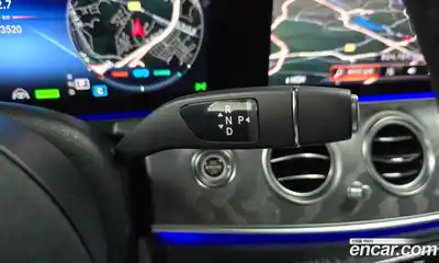 Mercedes-Benz E-Class 2022 2.0 гидро в Москве № 218312, миниатюра 9