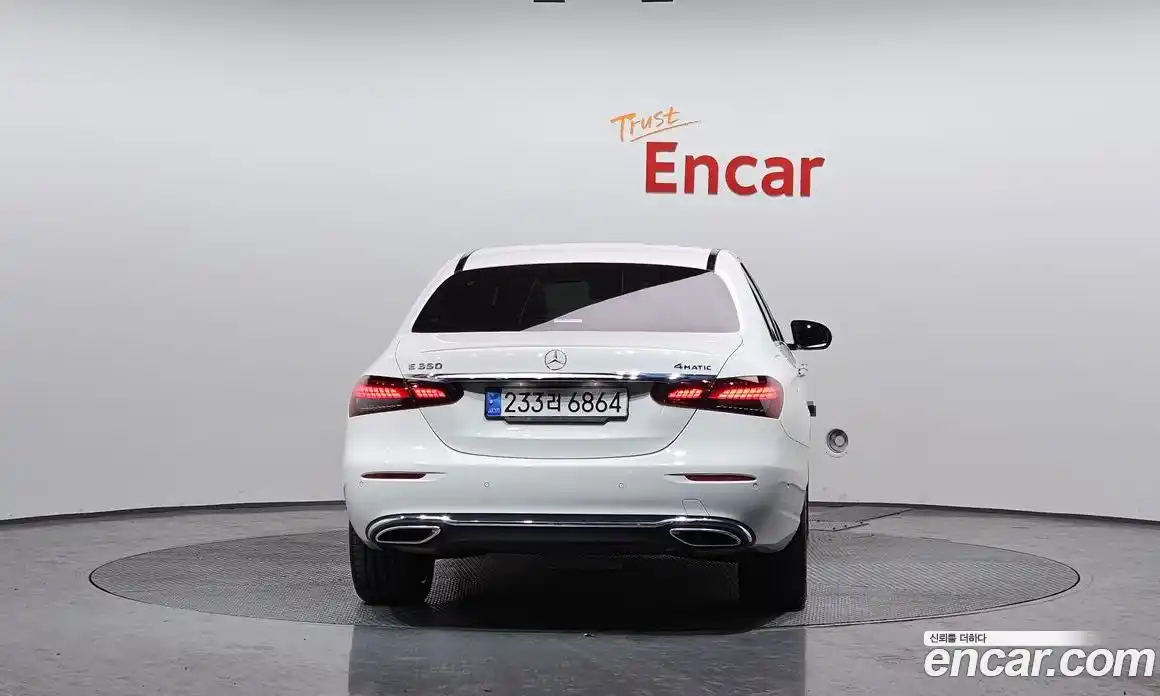 Mercedes-Benz E-Class 2022 2.0 гидро в Москве № 220640, фото 4