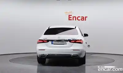 Mercedes-Benz E-Class 2022 2.0 гидро в Москве № 220640, миниатюра 4