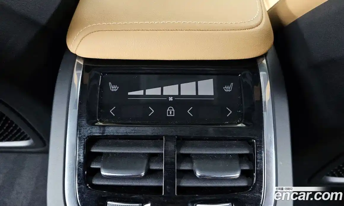 Volvo S60 2023 2.0 гидро в Москве № 230446, фото 19