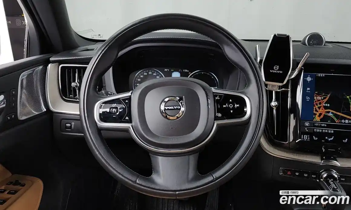 Volvo XC60 2018 2.0 гидро в Москве № 230660, фото 13