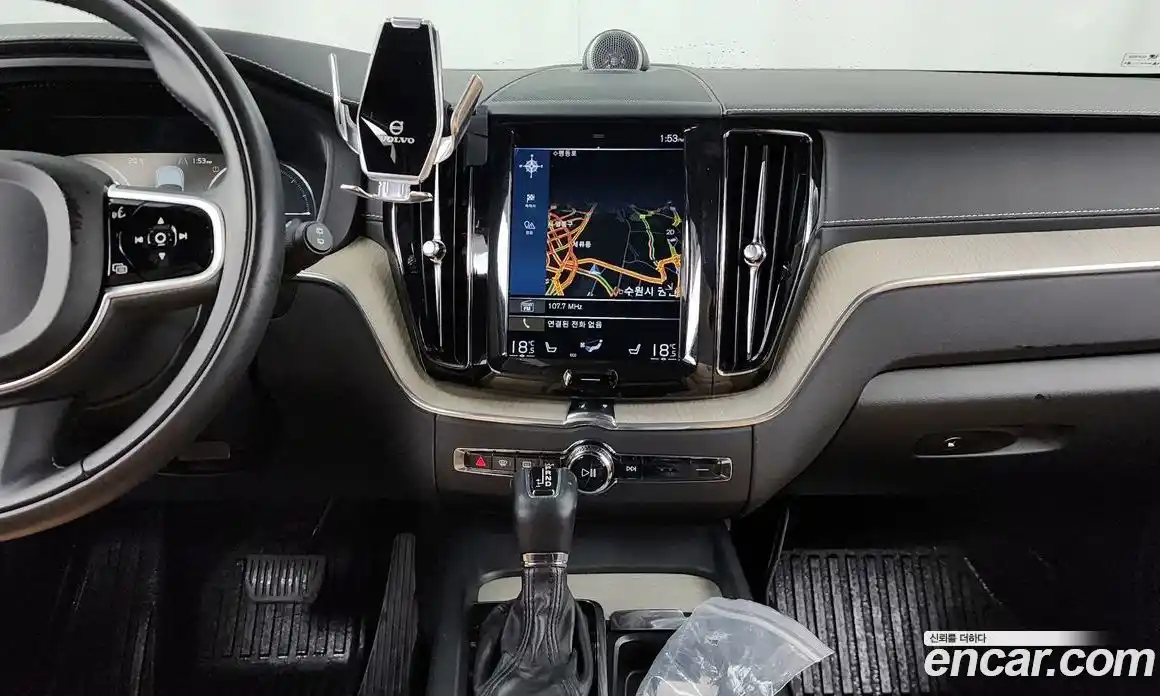 Volvo XC60 2018 2.0 гидро в Москве № 230660, фото 14