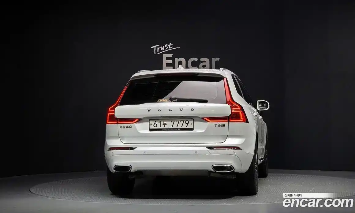 Volvo XC60 2018 2.0 гидро в Москве № 230660, фото 4