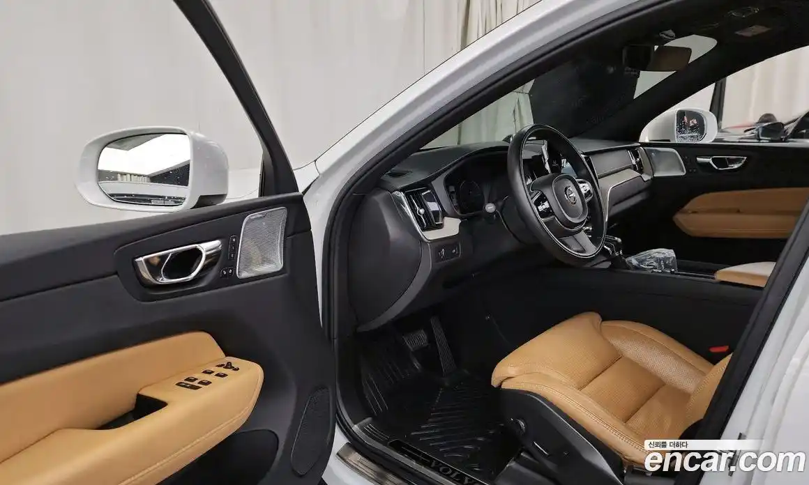 Volvo XC60 2018 2.0 гидро в Москве № 230660, фото 10