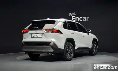 Toyota RAV4 2025 2.5 гидро в Москве № 232824, миниатюра 2