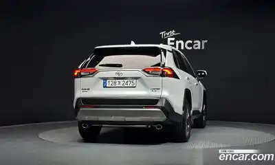 Toyota RAV4 2025 2.5 гидро в Москве № 232824, миниатюра 4