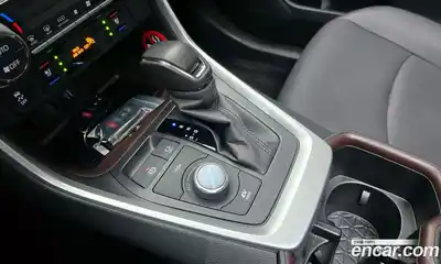 Toyota RAV4 2025 2.5 гидро в Москве № 232824, миниатюра 9