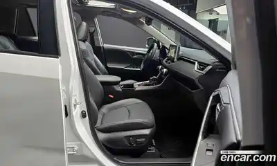 Toyota RAV4 2025 2.5 гидро в Москве № 232824, миниатюра 10