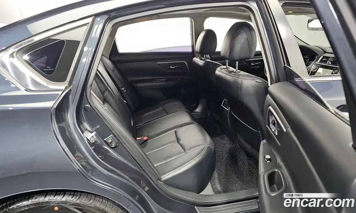 Nissan Altima 2018 2.5 гидро в Москве № 238448, фото 12