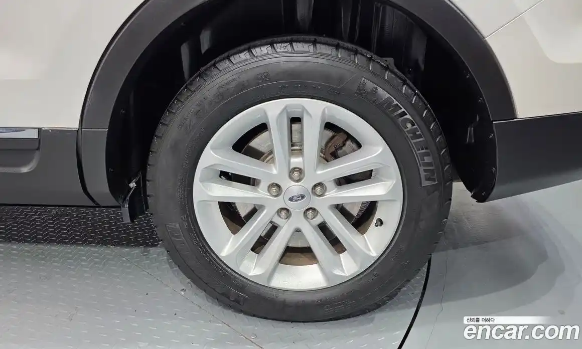Ford Explorer 2014 2.0 гидро в Москве № 249341, фото 5