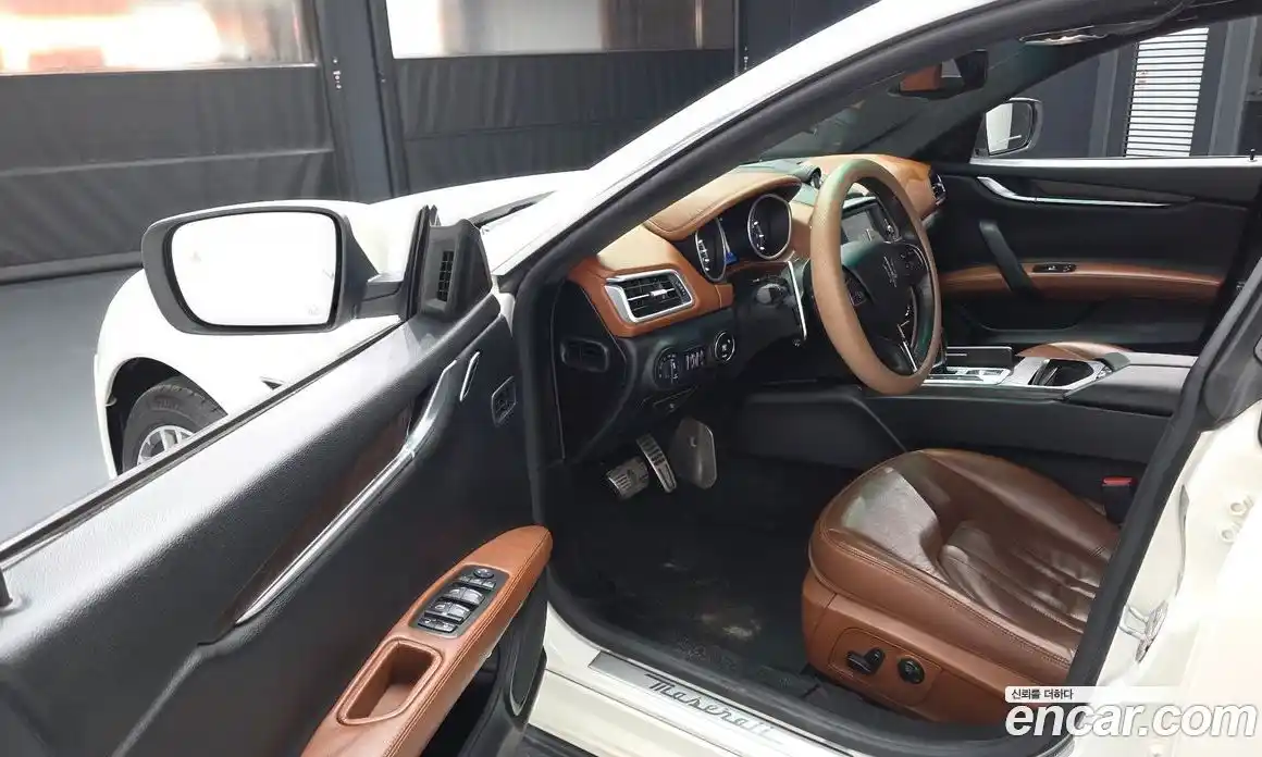 Maserati Ghibli 2016 3.0 гидро в Москве № 255926, фото 10