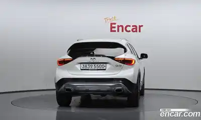 Infiniti QX30 2019 2.0 гидро в Москве № 256126, миниатюра 4