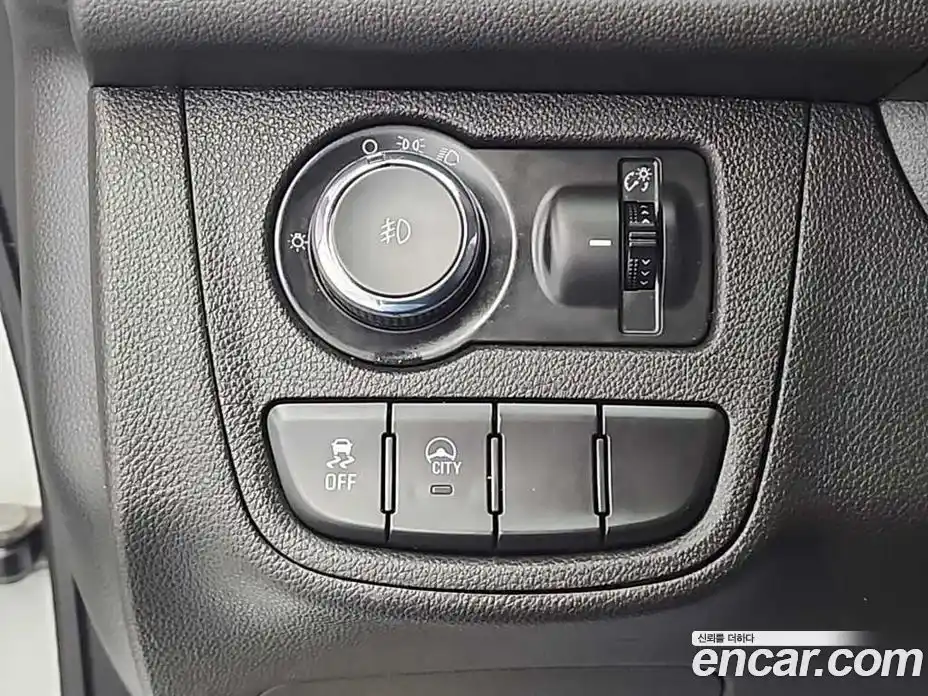 Chevrolet Spark 2016 1.0 гидро в Москве, фото 16