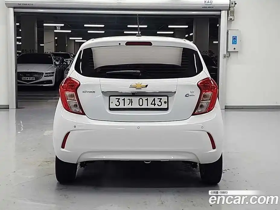 Chevrolet Spark 2016 1.0 гидро в Москве, фото 3