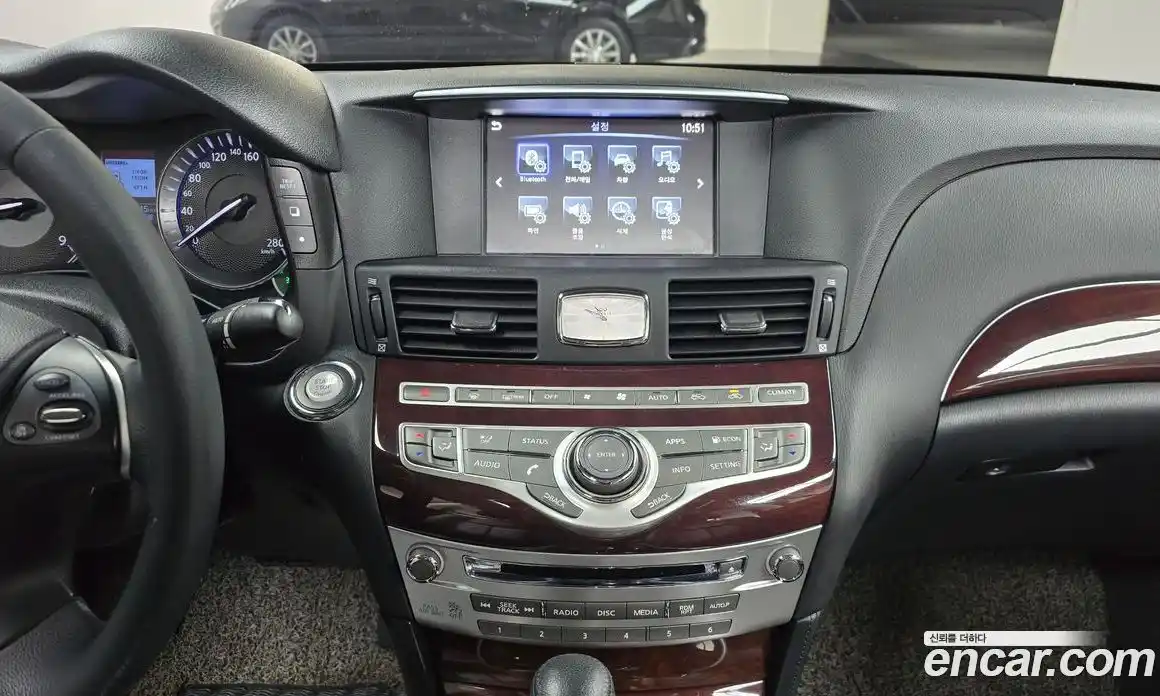 Infiniti Q70 2019 3.7 гидро в Москве № 267840, фото 14