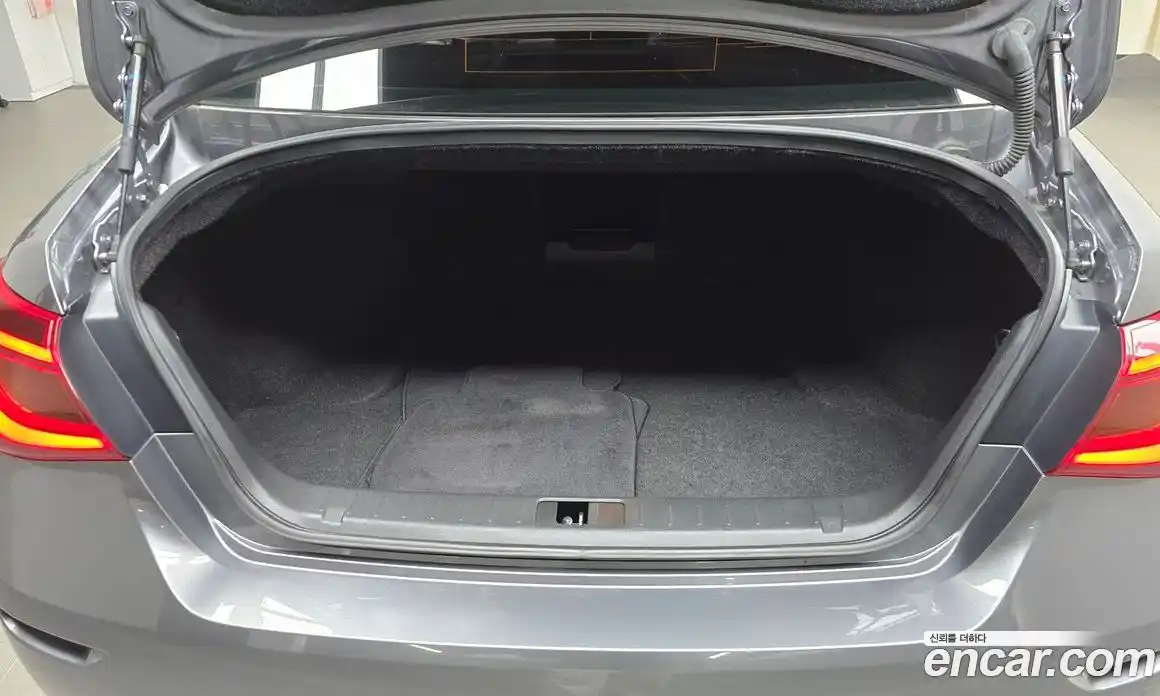 Infiniti Q70 2019 3.7 гидро в Москве № 267840, фото 20