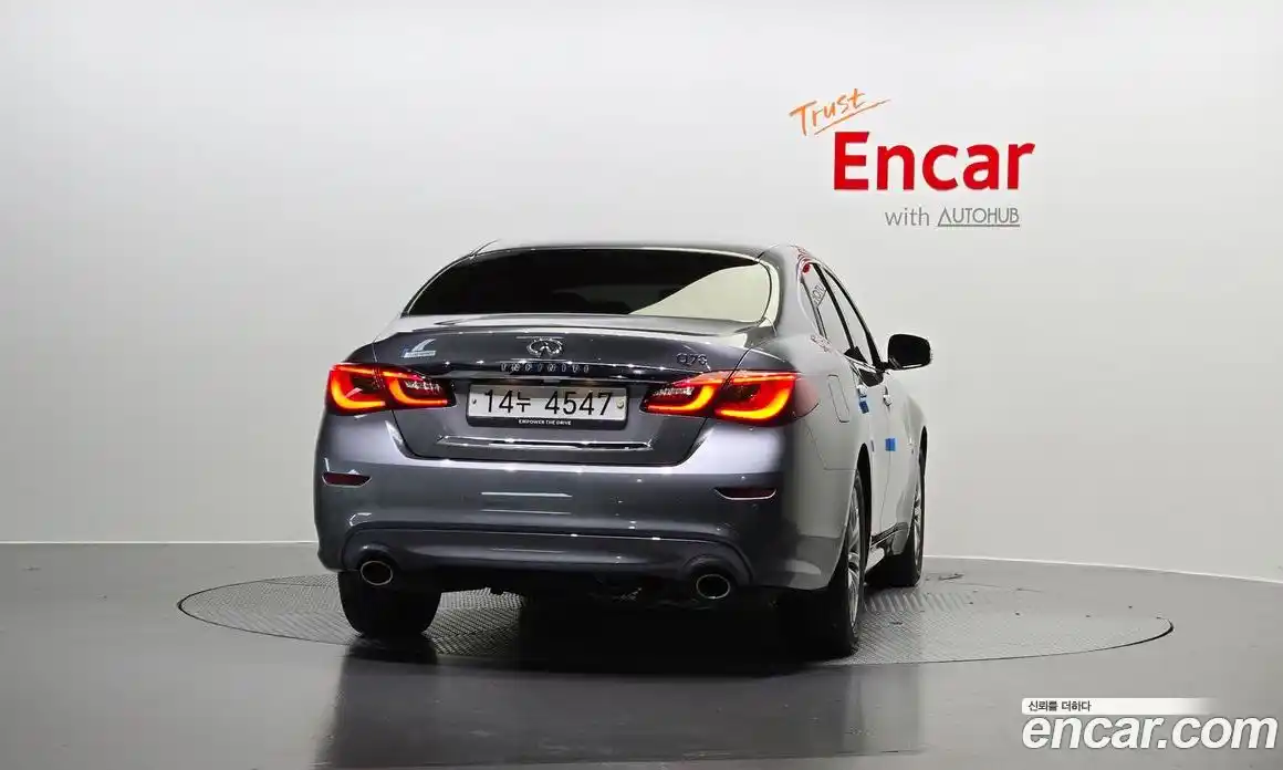 Infiniti Q70 2019 3.7 гидро в Москве № 267840, фото 4