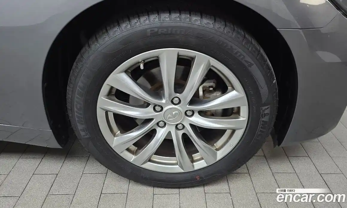 Infiniti Q70 2019 3.7 гидро в Москве № 267840, фото 5