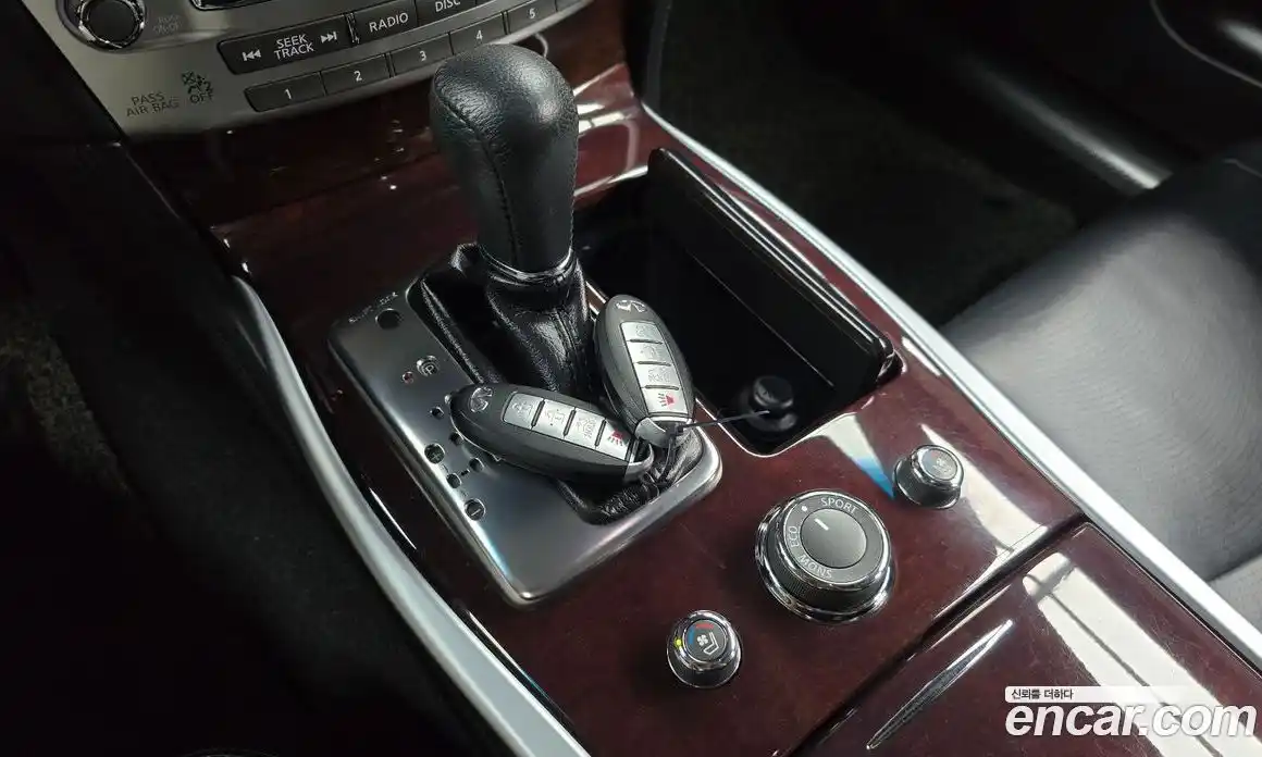 Infiniti Q70 2019 3.7 гидро в Москве № 267840, фото 9