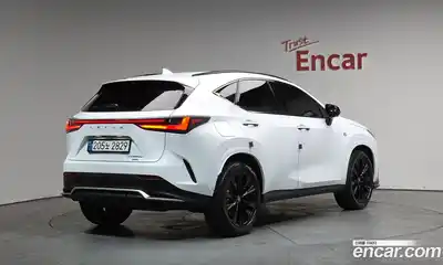Lexus NX, 2023