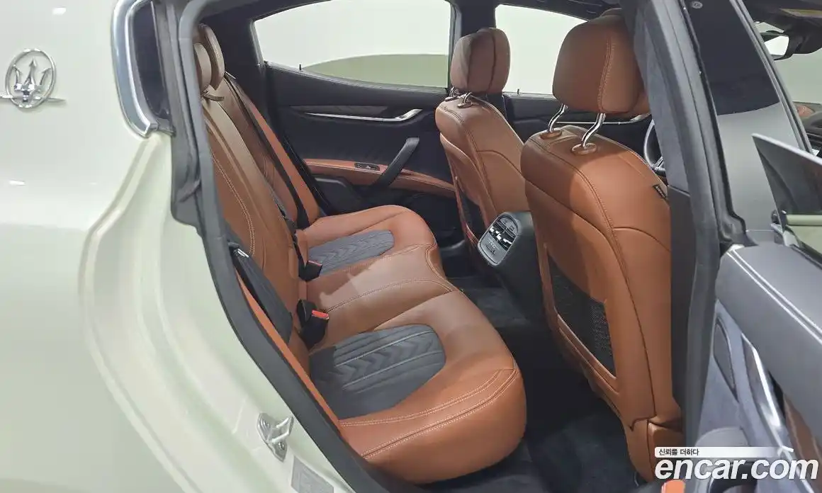 Maserati Ghibli 2020 3.0 гидро в Москве № 282724, фото 12