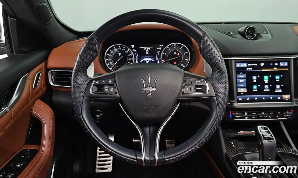 Maserati Levante 2021 3.0 гидро в Москве № 282812, фото 13