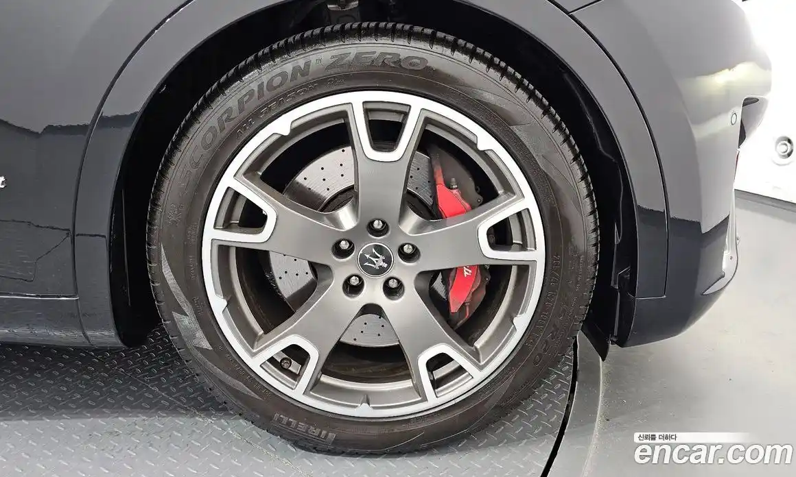 Maserati Levante 2021 3.0 гидро в Москве № 282812, фото 5