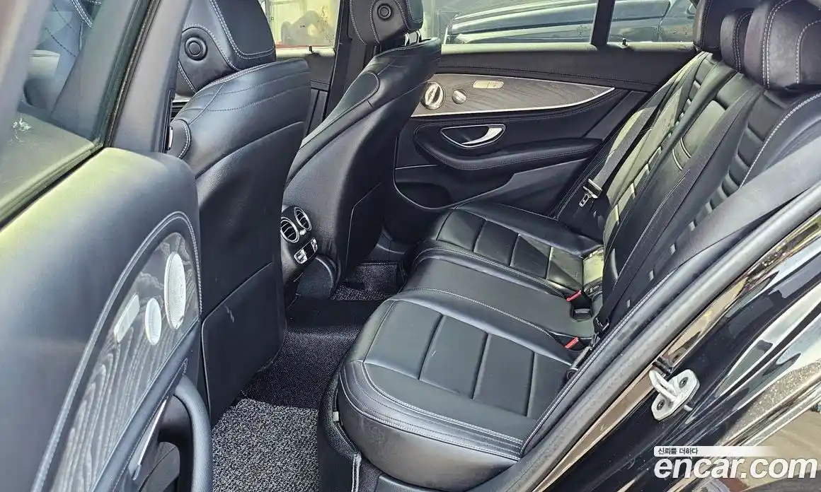 Mercedes-Benz E-Class 2021 2.0 гидро, фото 8